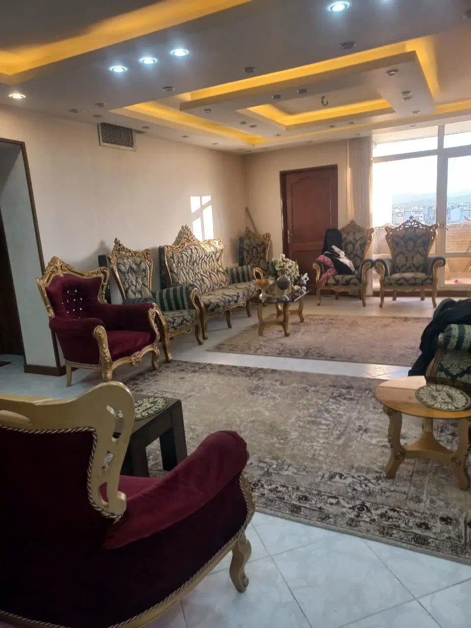 فروش یک واحد آپارتمان
