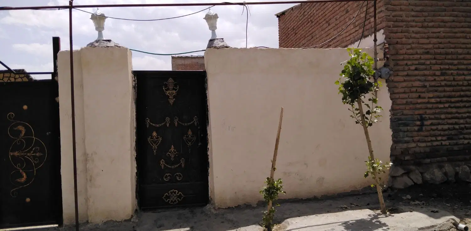 خانه روستایی در خشکه رود