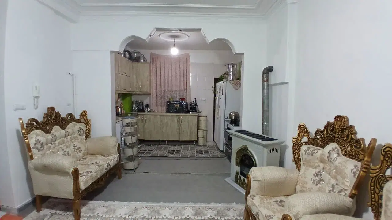 54 متر _ پارکینگ دار _ سند تک برگ