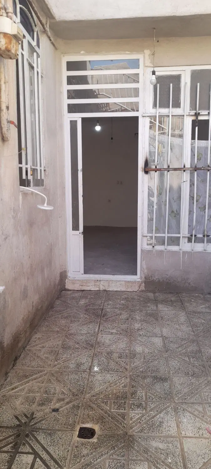 اجاره خانه دوطبقه ویلایی در شریعتی جعفرآباد