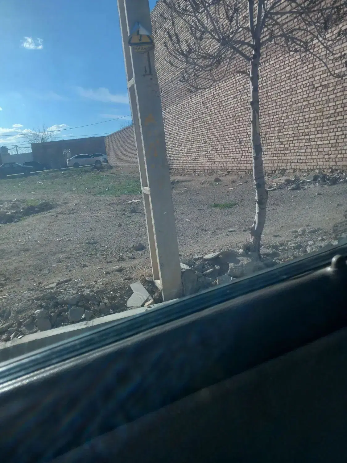 زمین بر30 متری