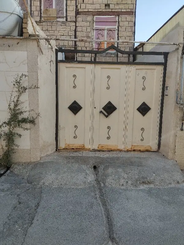 خانه ۱۱۰ متری در کیکاور رباط کریم