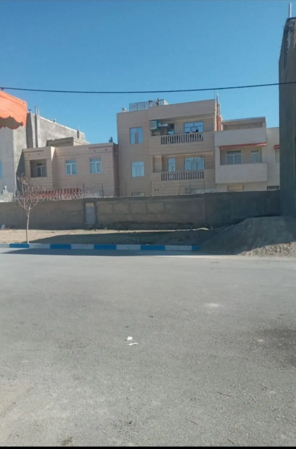 زمین تجاری مسکونی