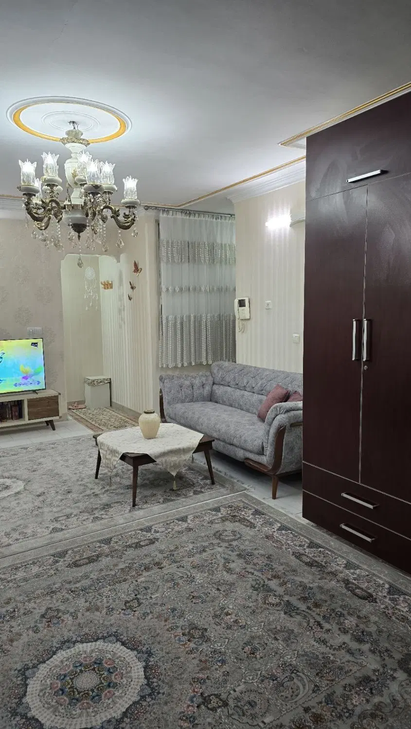یک دستگاه آپارتمان در دولت آباد خیابان شهادت