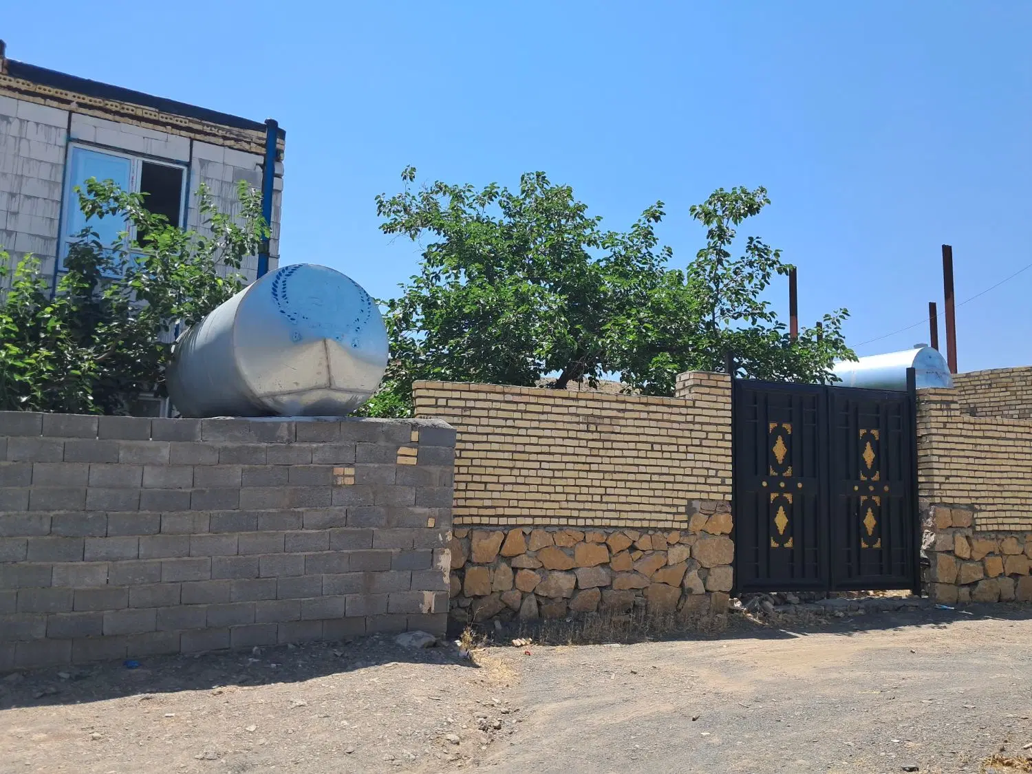 گلمکان  زمین ویلایی مسکونی دو کله روستای چنار