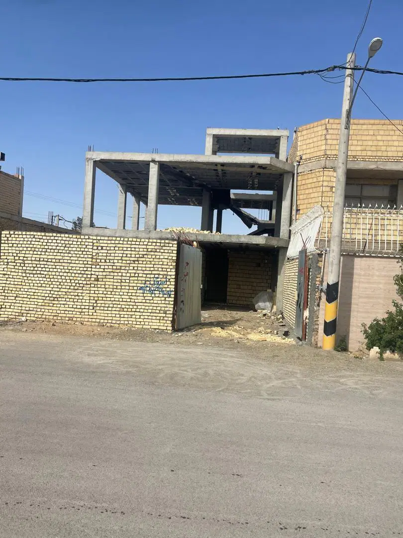 خانه مسکونی دو طبقه قیمت مناسب
