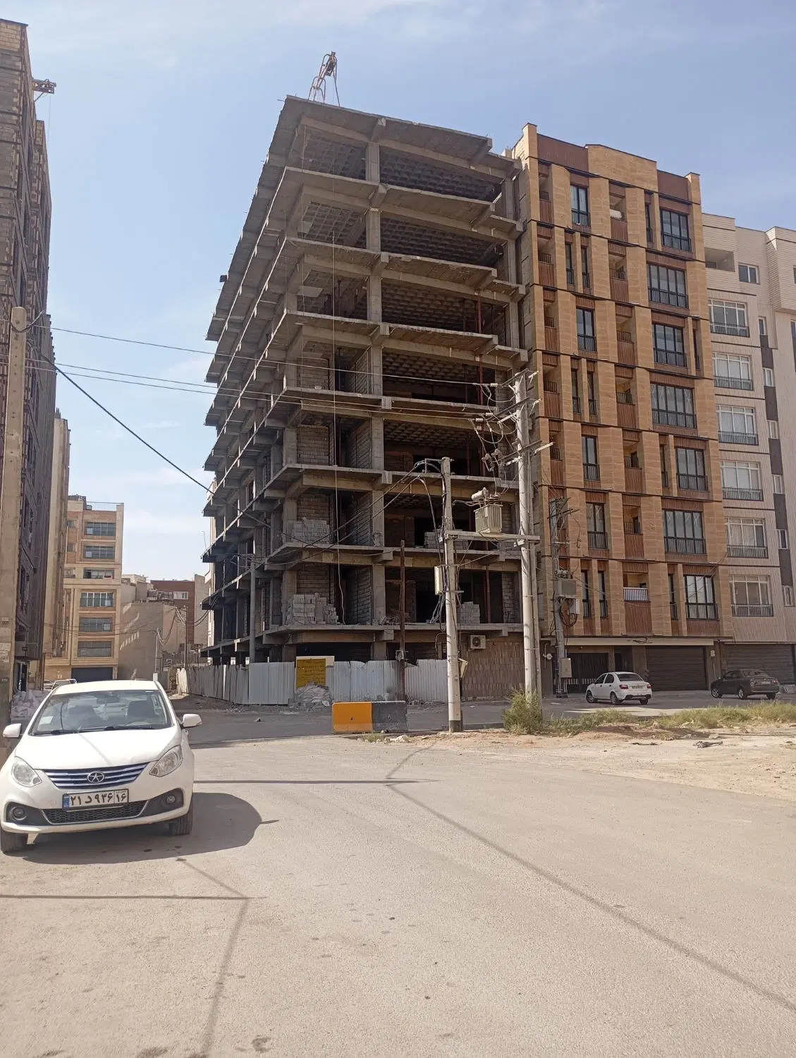 پیش فروش واحد بهترین لوکیشن پانزده خرداد