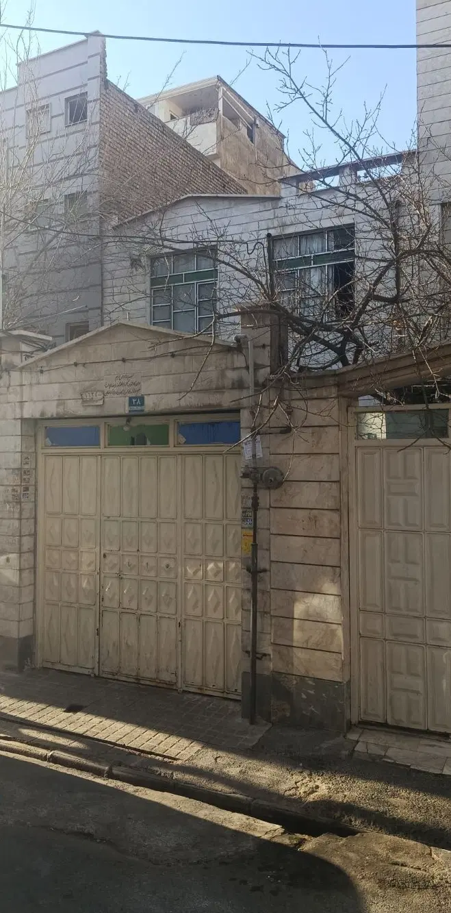 فروش ویلایی 2طبقه شمالی سنددار108متر