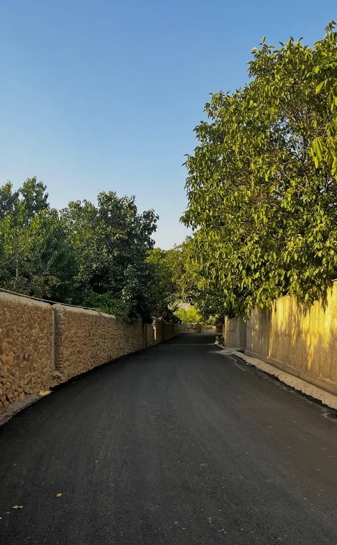۸۳۰ متر زمین ویلایی_ ۴ دیواری_ فشند_ سنگ میان
