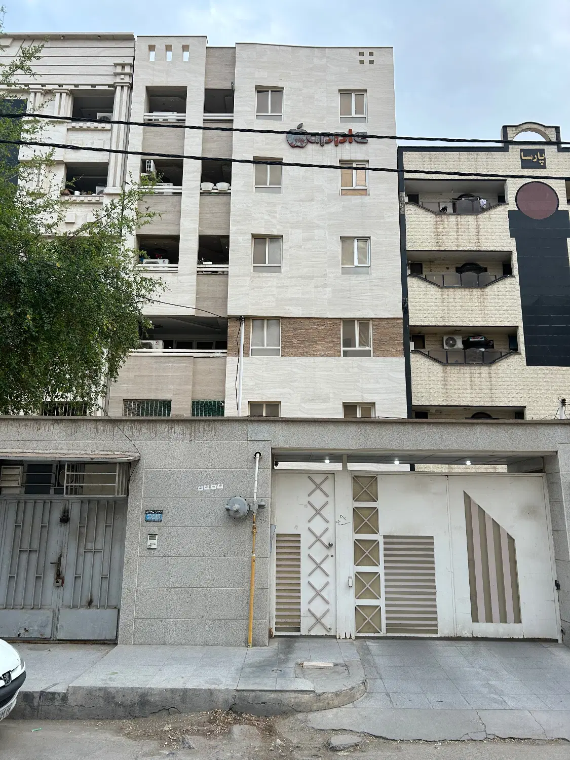 ویلایی ۳۳۰ متری _ کوروش _