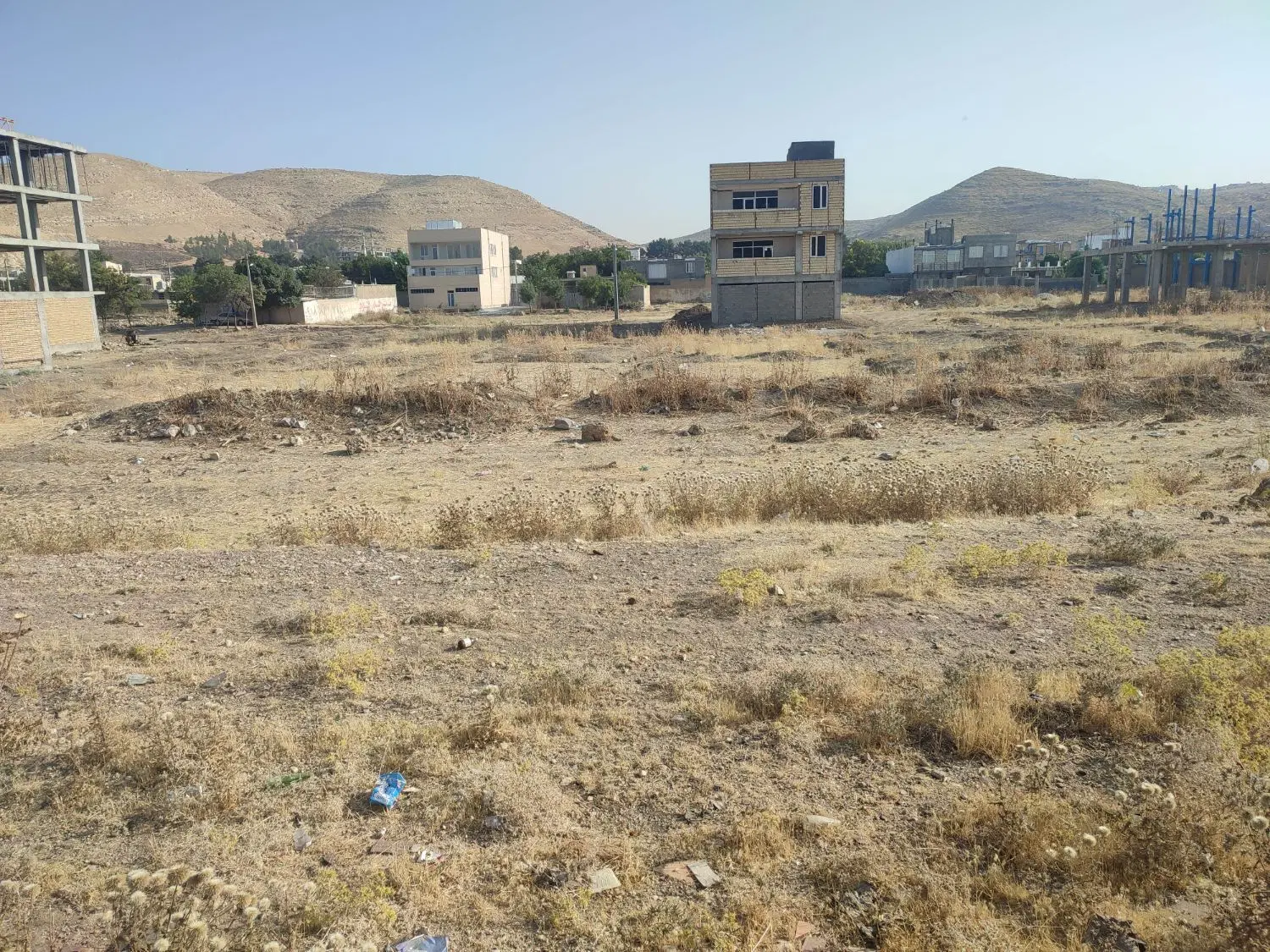 زمین مسکونی ورودی بدره ای