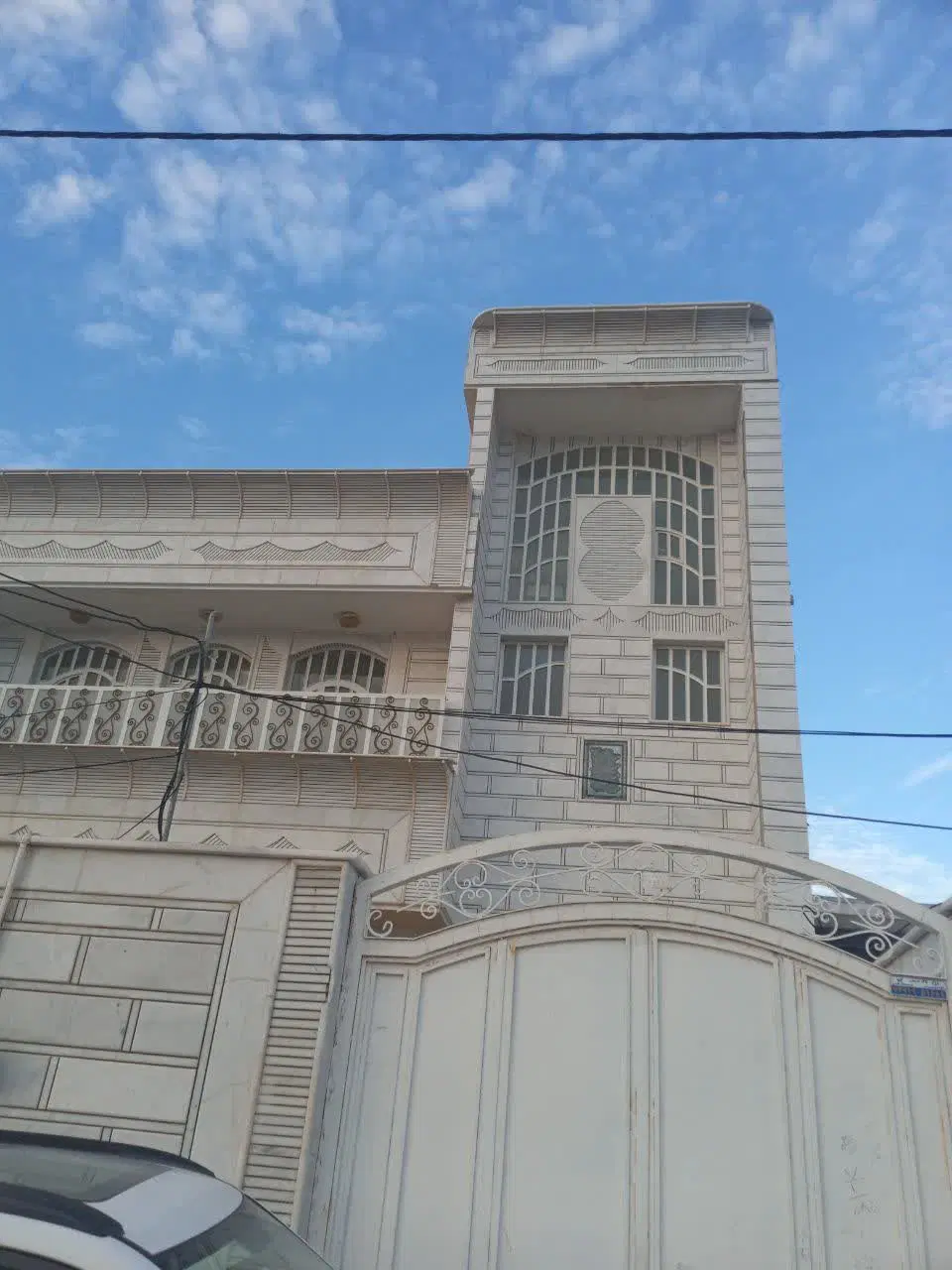 فروش منزل دو طبقه کاملا مستقل