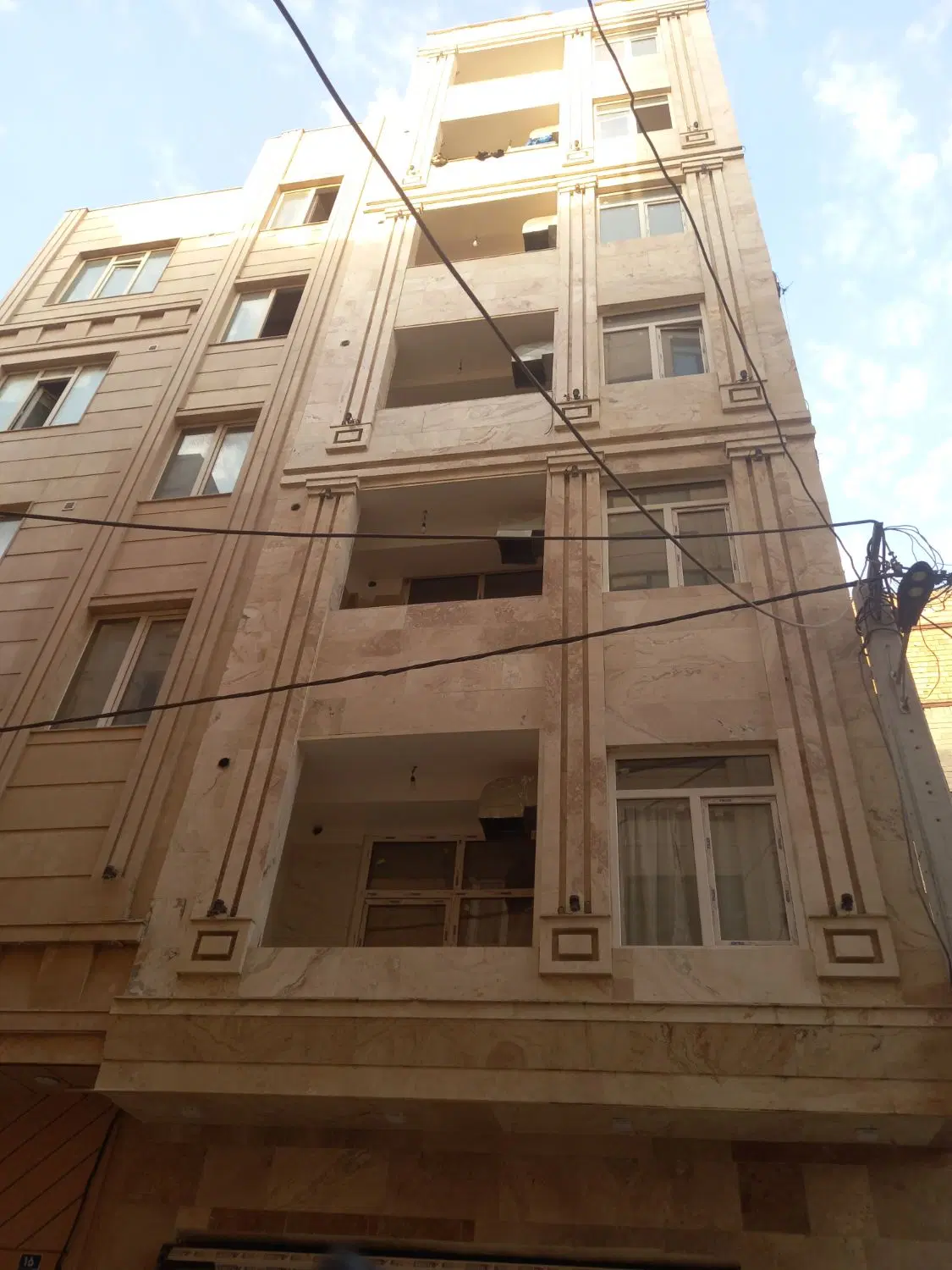 فروش آپارتمان تک واحدی