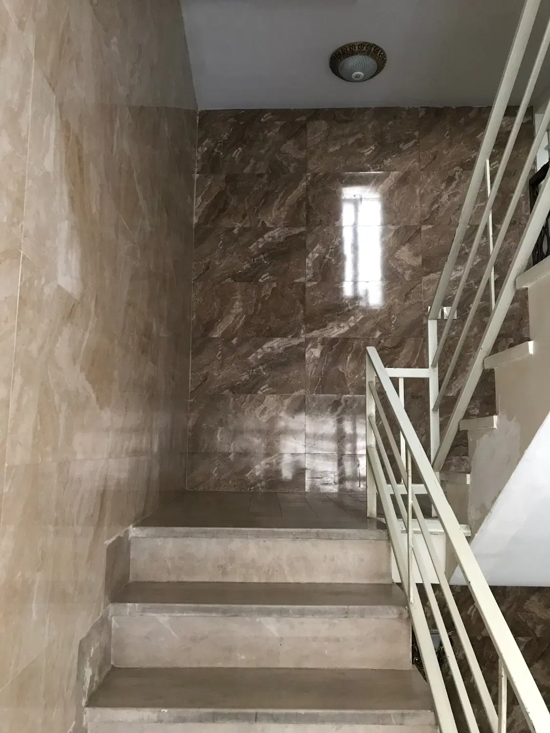 آپارتمان ۶۳ متری دو خوابه خوش نقشه