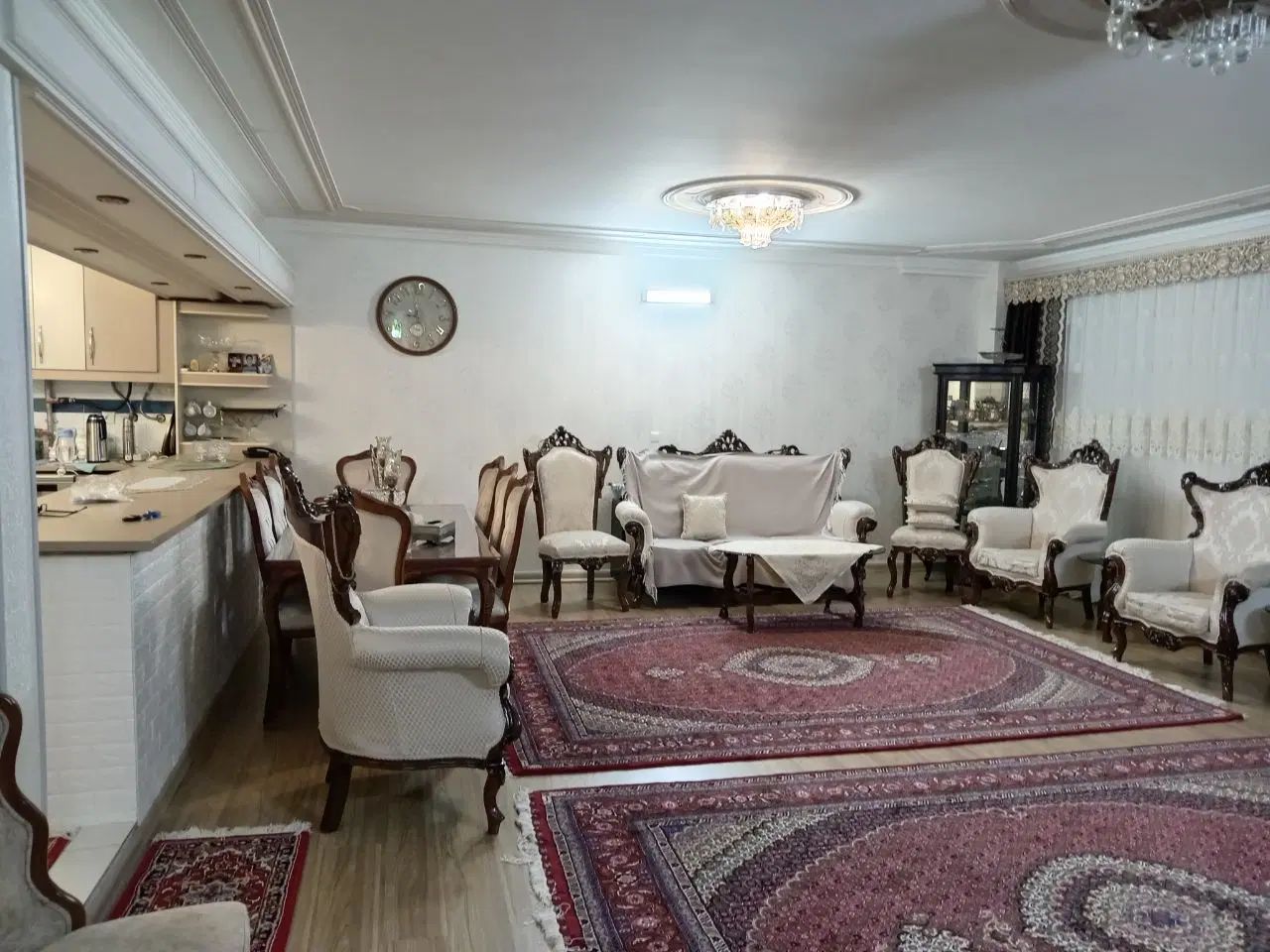 آپارتمان طبقه 3 شهرک سبلان فاز 1
