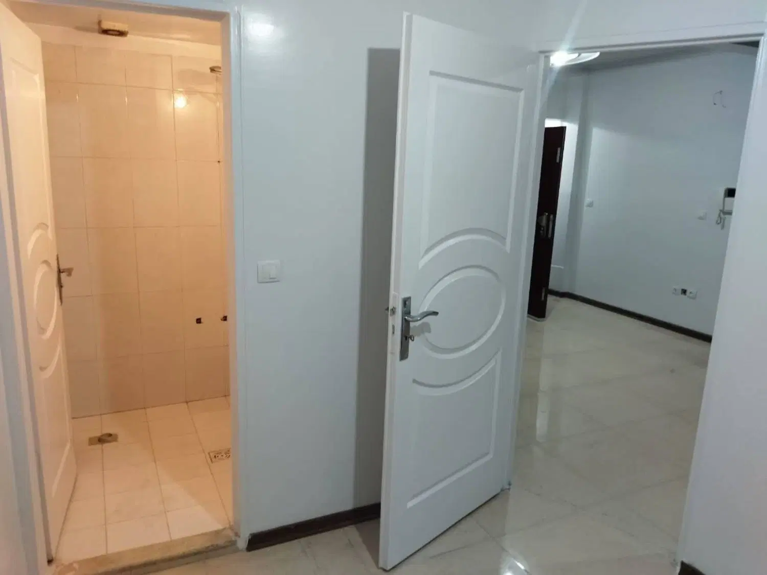 آپارتمان 40 متری ، خوش نقشه، گلبرگ غربی، گلشن