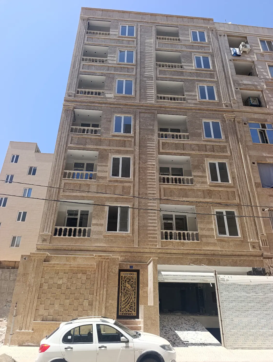 آپارتمان ۹۵ متر سند دار صالحیه