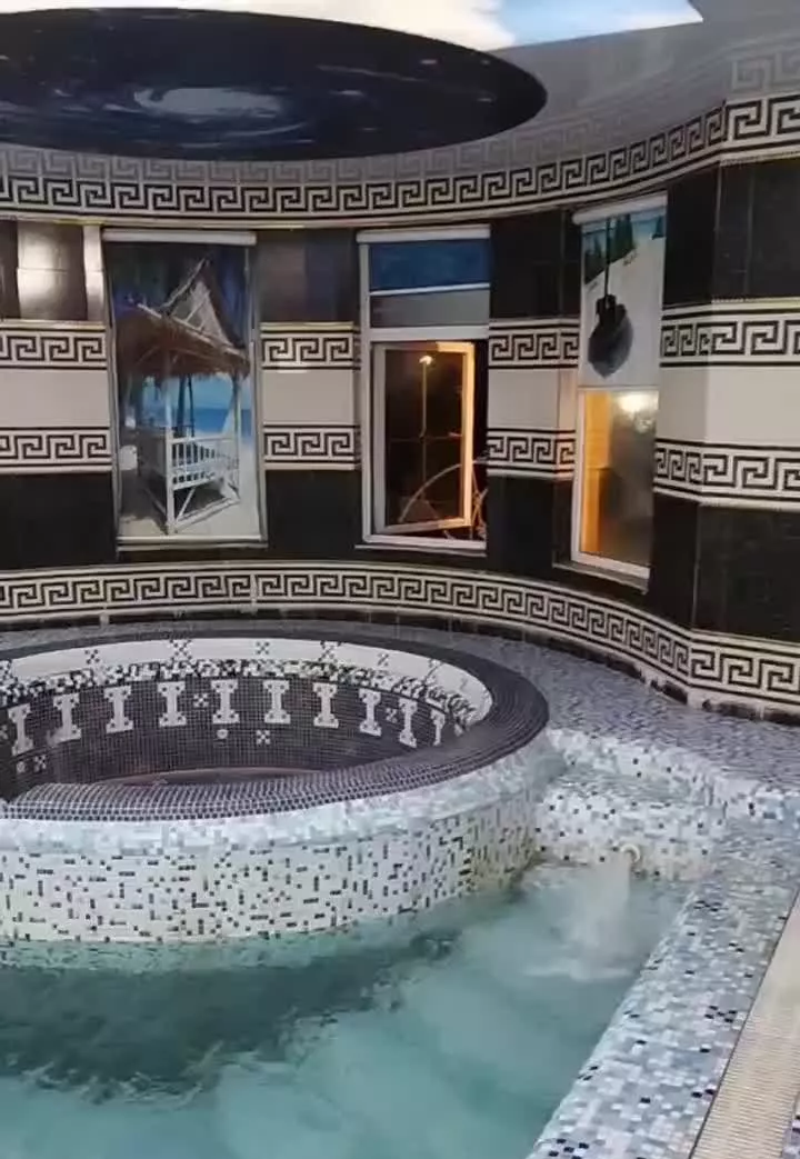 باغ ویلا استخر آبگرم تمیز مرتب اجاره روزانه هفتگی
