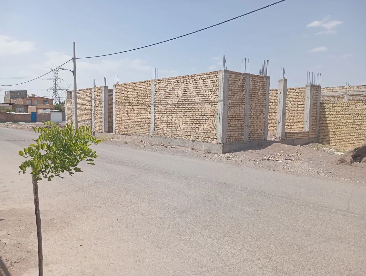 زمین نیمه ساز سعادت آباد