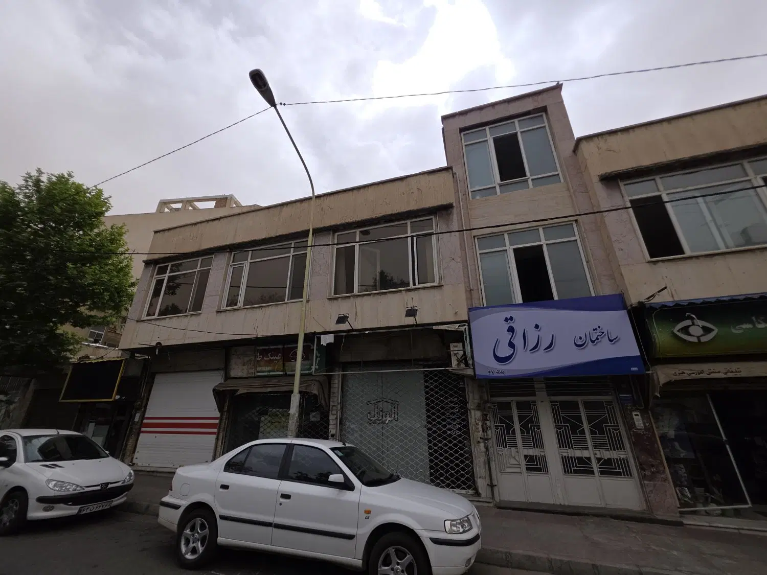 فروش مغازه ۲۷ متر مالکیت ۶ دانگ خ دکتر همایون کرج