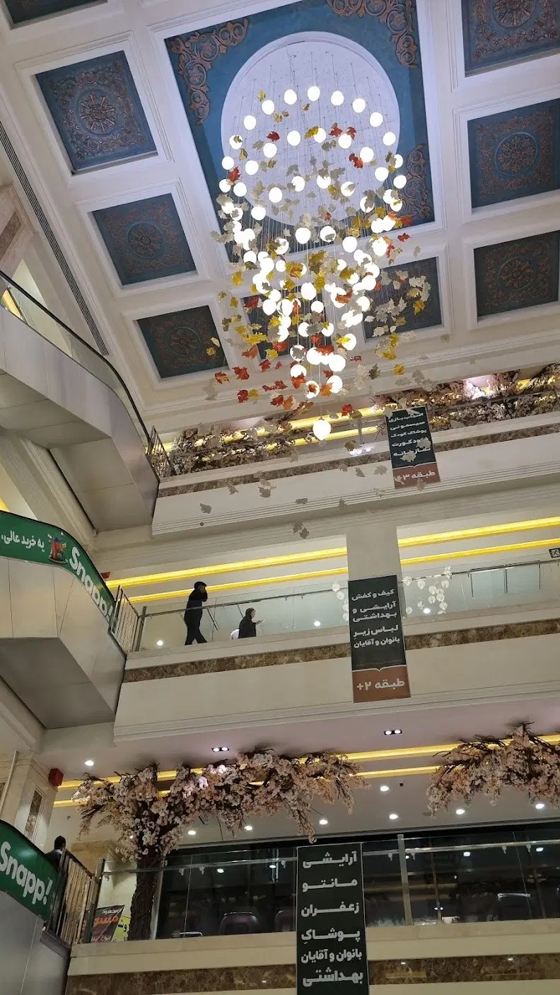 مغازه 24متری