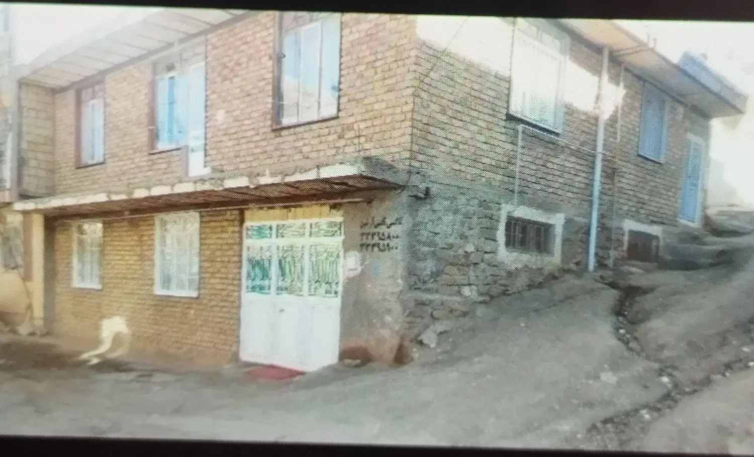 اجاره خانه مسکونی در2طبقه شهرک آوان نایسر