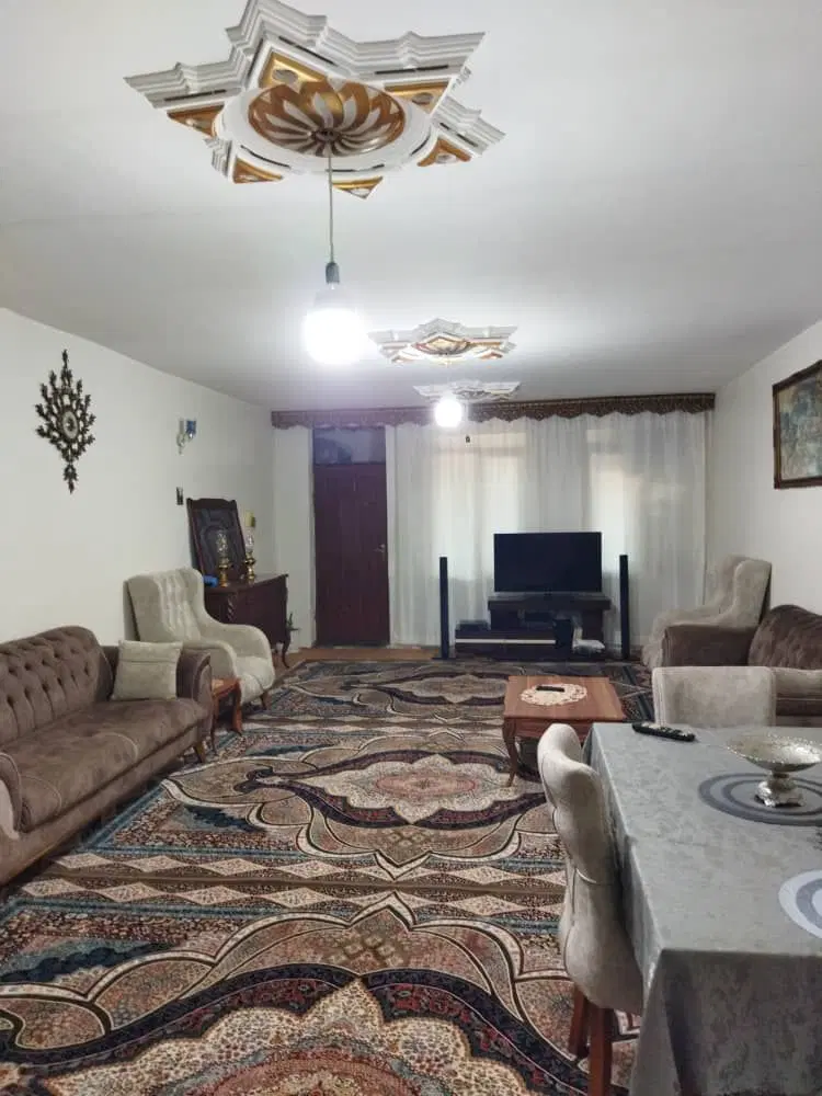 رهن کامل خانه 100 متره با حیاط