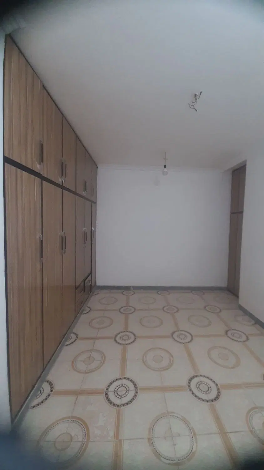 ویلایی حیاط دار بزرگ زیربنا 150