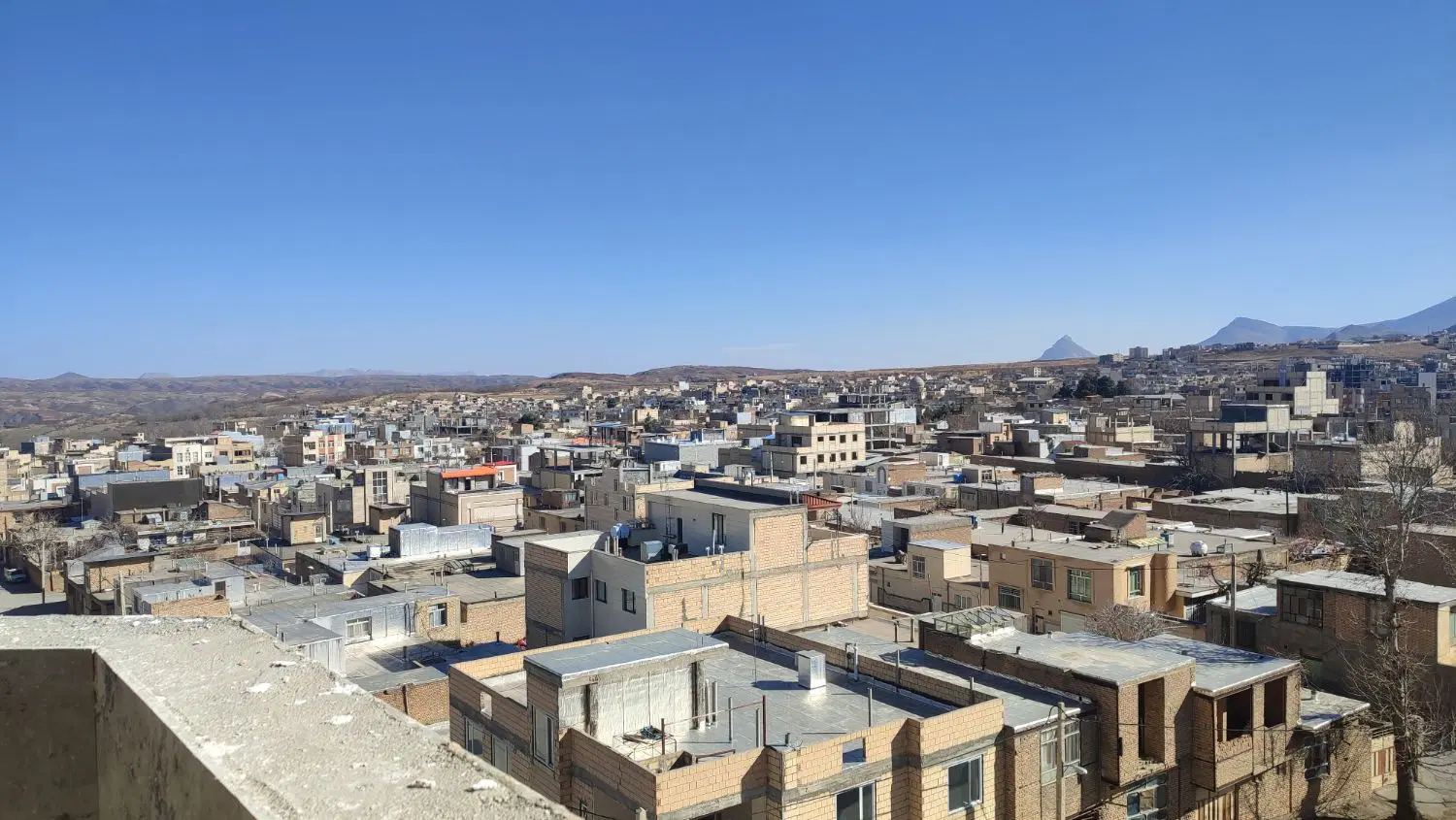 منزل مسکونی ویلایی سامان