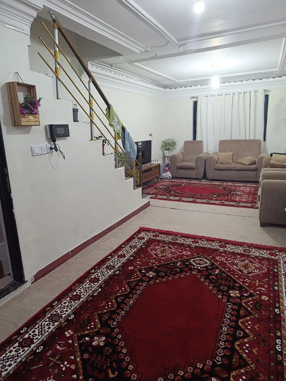 خانه دو طبقه