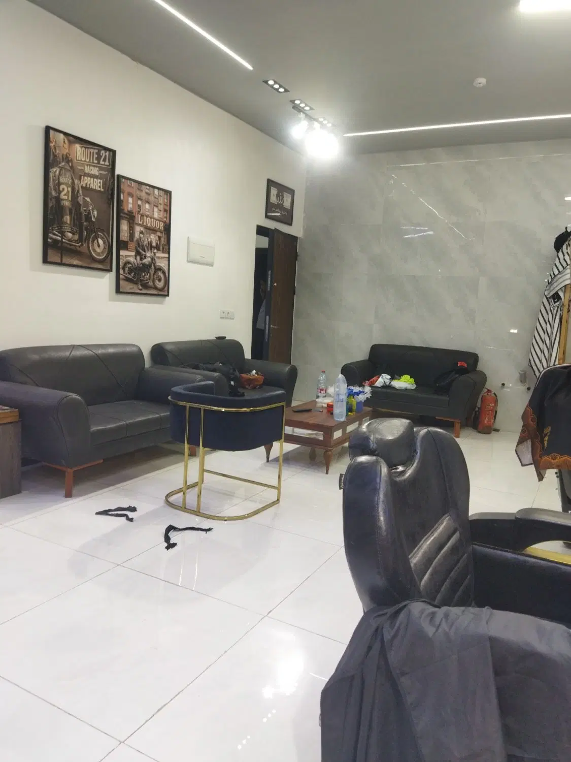 مغازه تجاری کارکنان بلوار اصلی