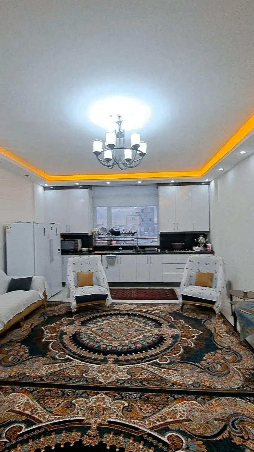 آپارتمان نقلی با اسانسور