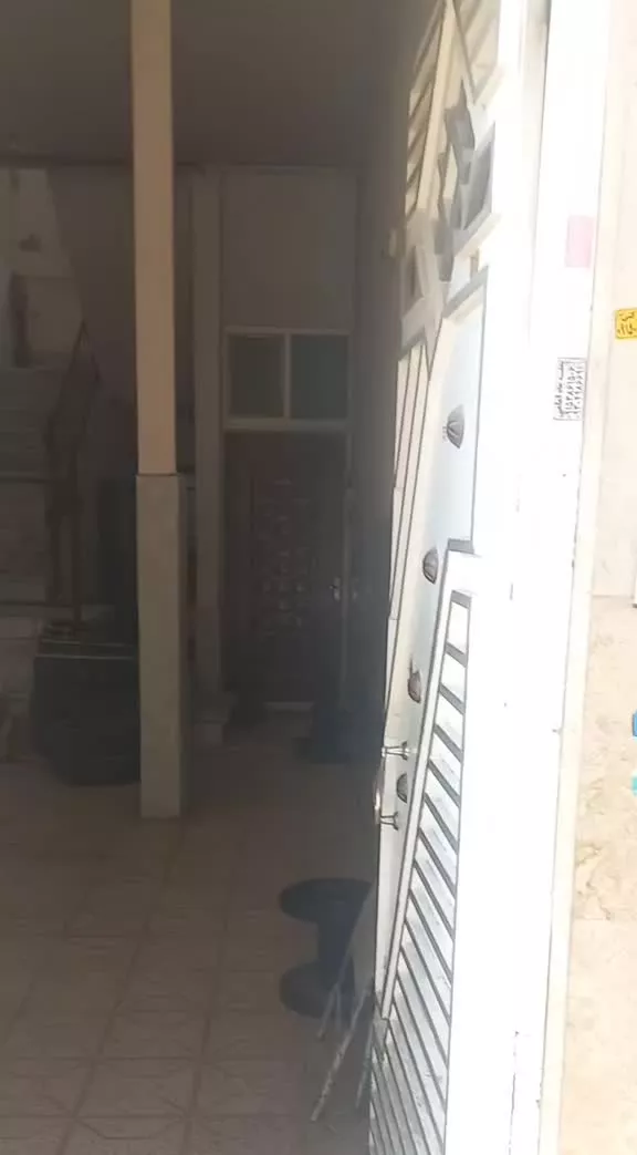 ۲ طبقه رو پیلوت پیلوت ۲دهنه تجاری ۱واحد ۷۵متری