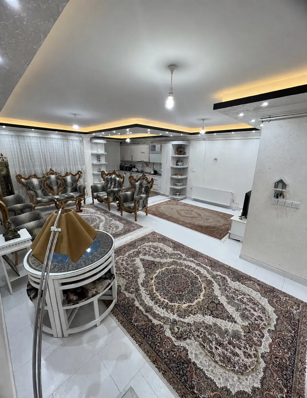 اجاره راه جدا سعدی 16 متری کبودان 2خواب