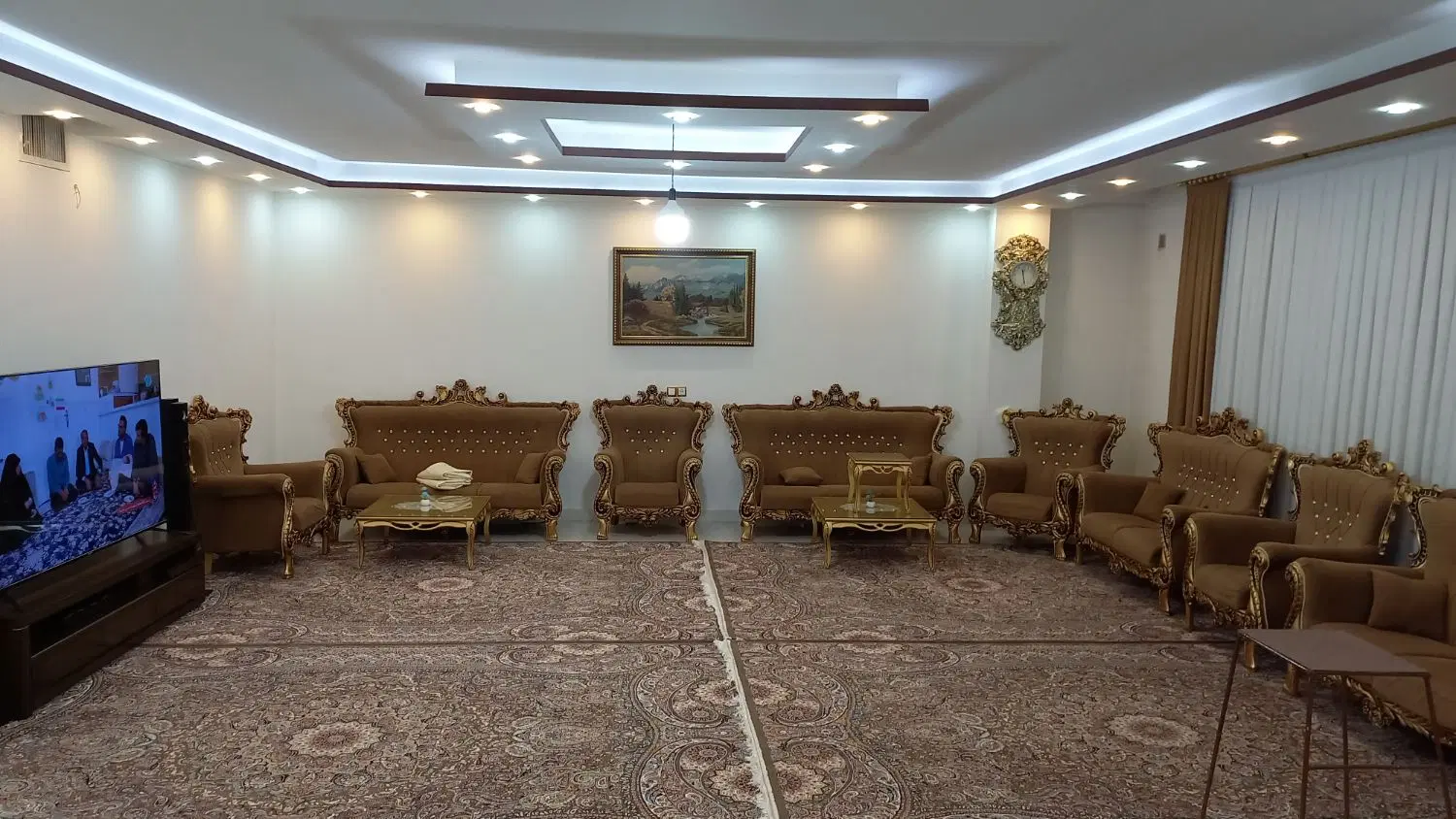 واحد ۱۴۰ متری گلایول شرقی