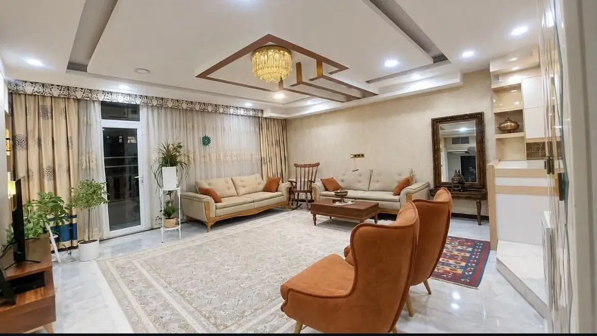 آ‌ارتمان ۹۸متری خوش نقشه تمیز شمالی غربی