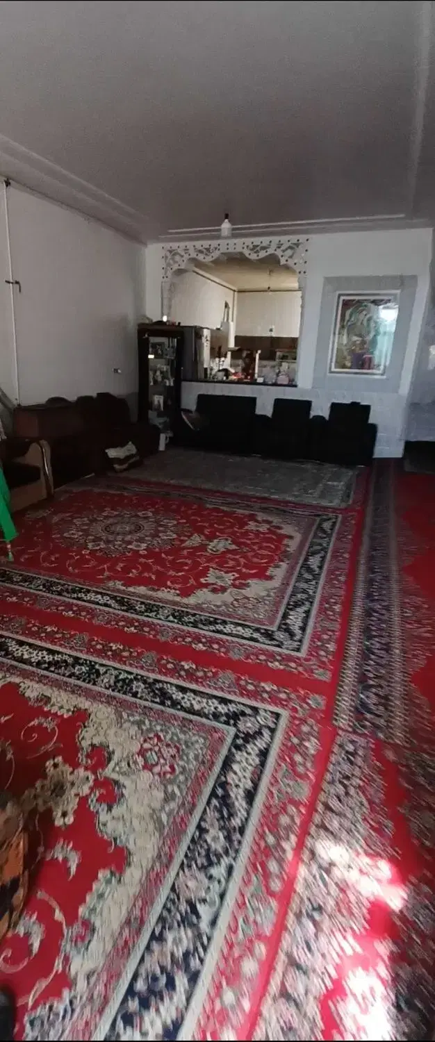رهن واجاره منزل مسکونی ۲۵۰ متری