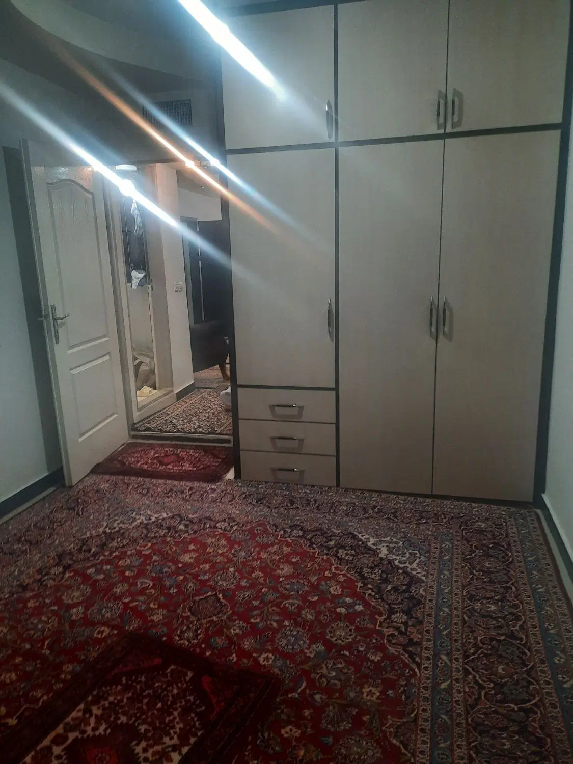 فروش آپارتمان ۹۸متر سند آماده ۲۲بهمن خیابان ارشاد