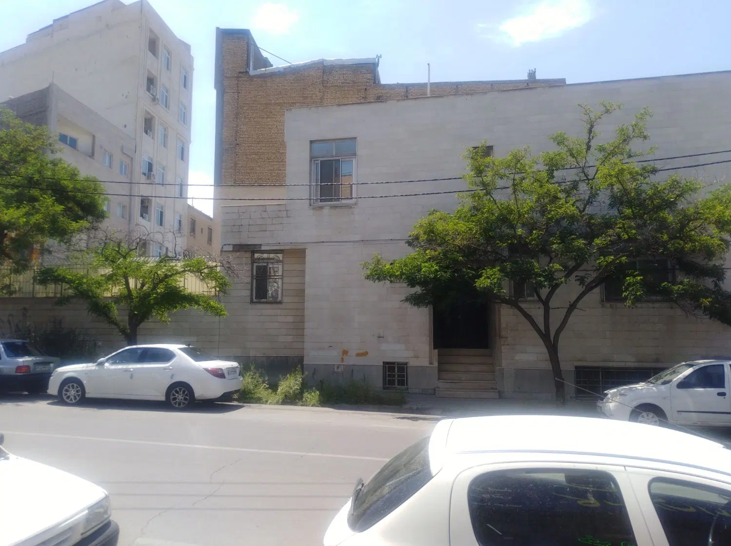 ویلایی 248 متری دونبش بلوار لادن