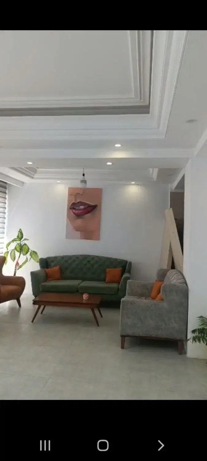 اجاره تخت برای لاین فیشیال ، ماساژ ، کاشت ابرو.