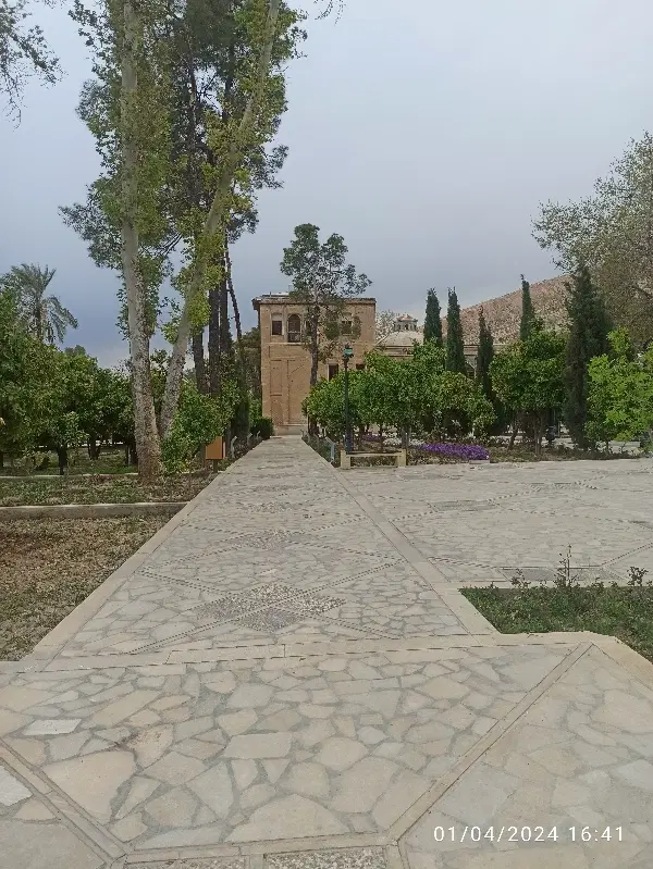 زمین فروشی شازند