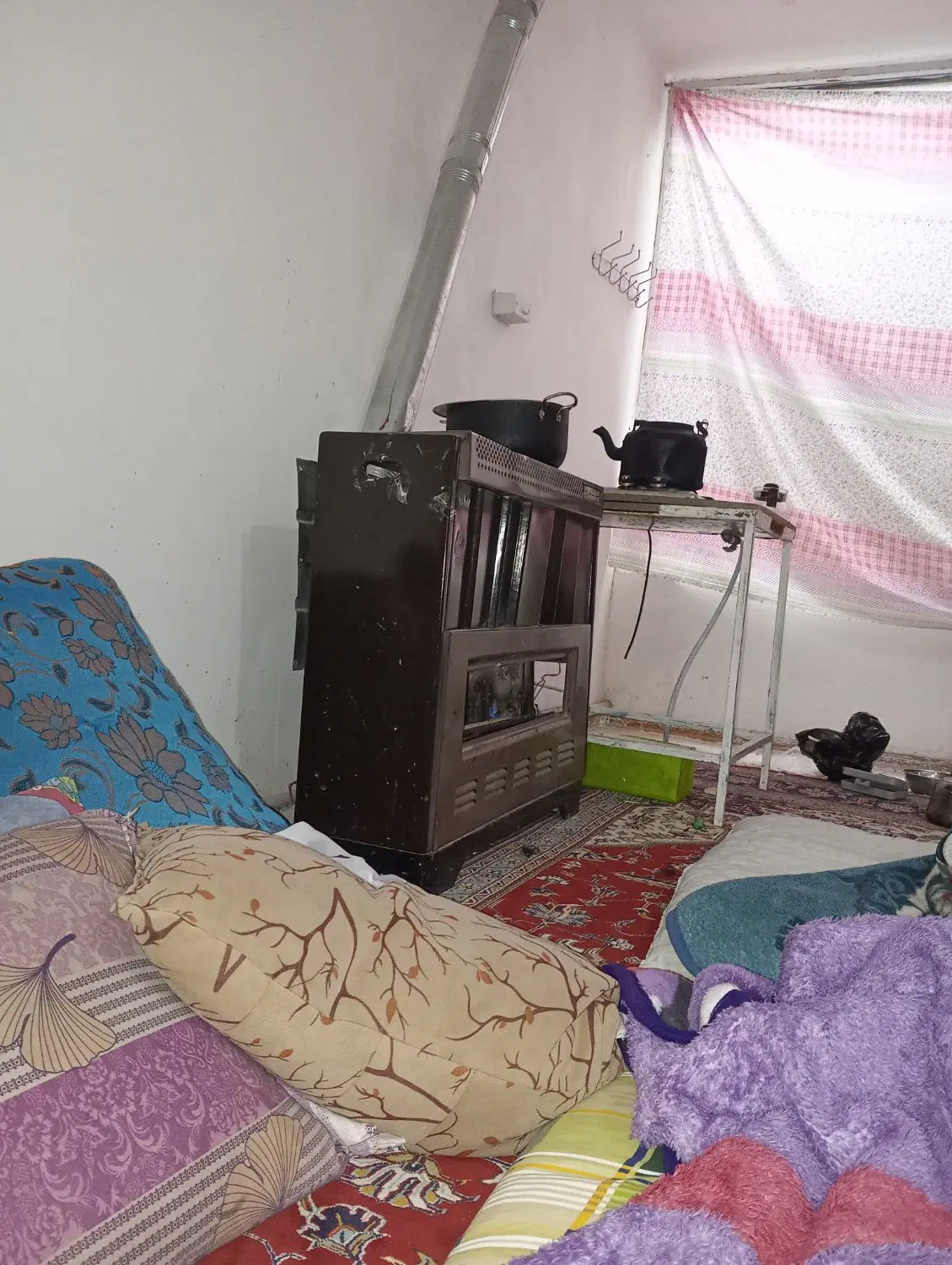 سویت با استخر