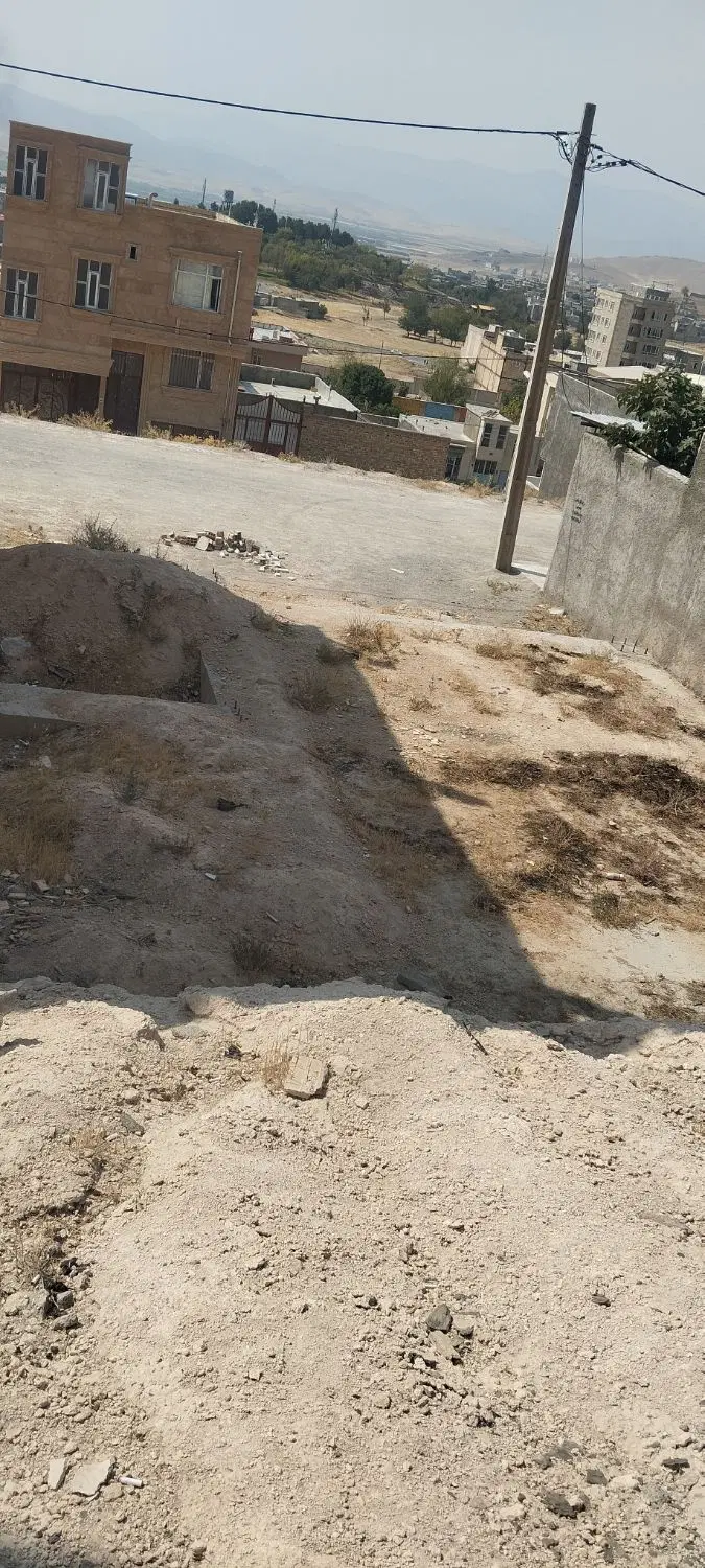 زمین مسکونی