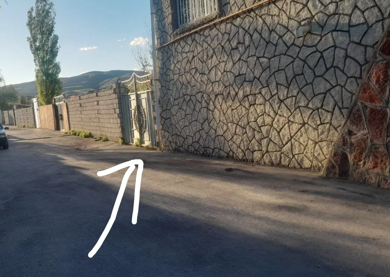 زمین حصار شده روستای یوسف آباد قوریگل