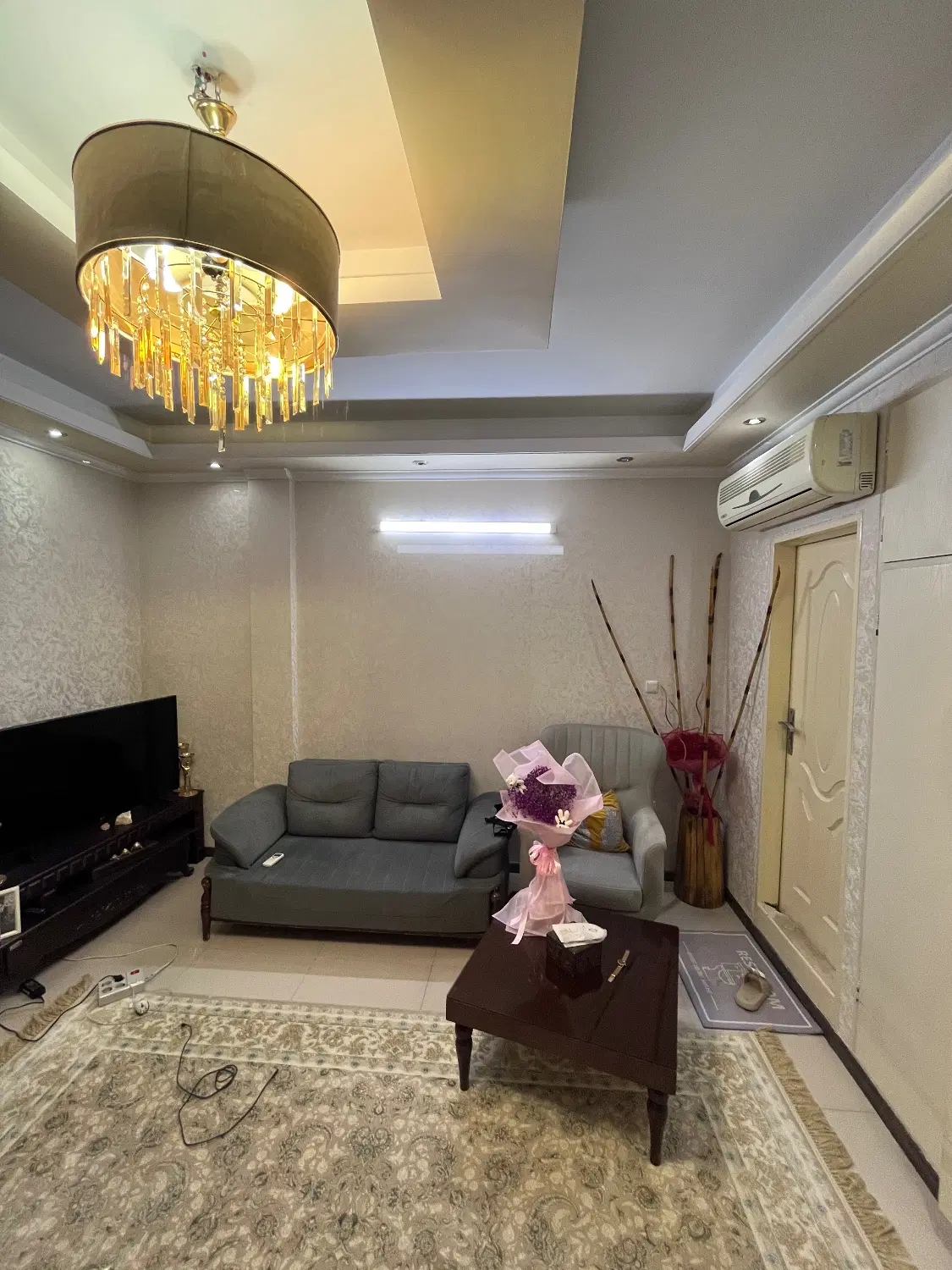۴۸ متر آسانسور انباری تک واحدی نازی آباد