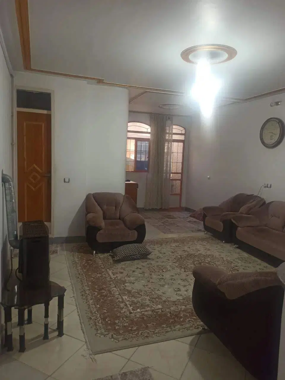 آپارتمان ۶۸ متری مطهری ۳۹ سند آزاد