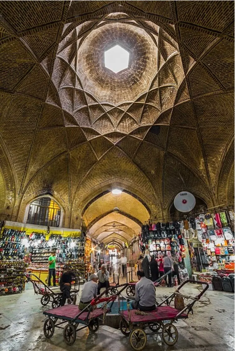 فروش ملک تجاری خیابان محسنی گذر دوم