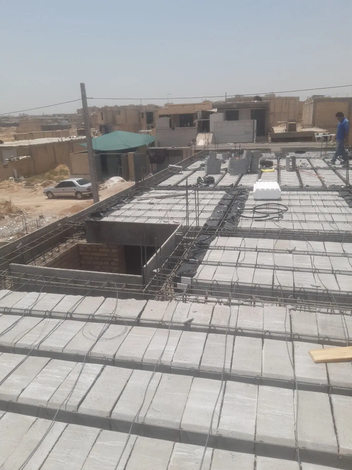خونه ویلایی نیمه ساخت عرض ۸ تامین اجتماعی