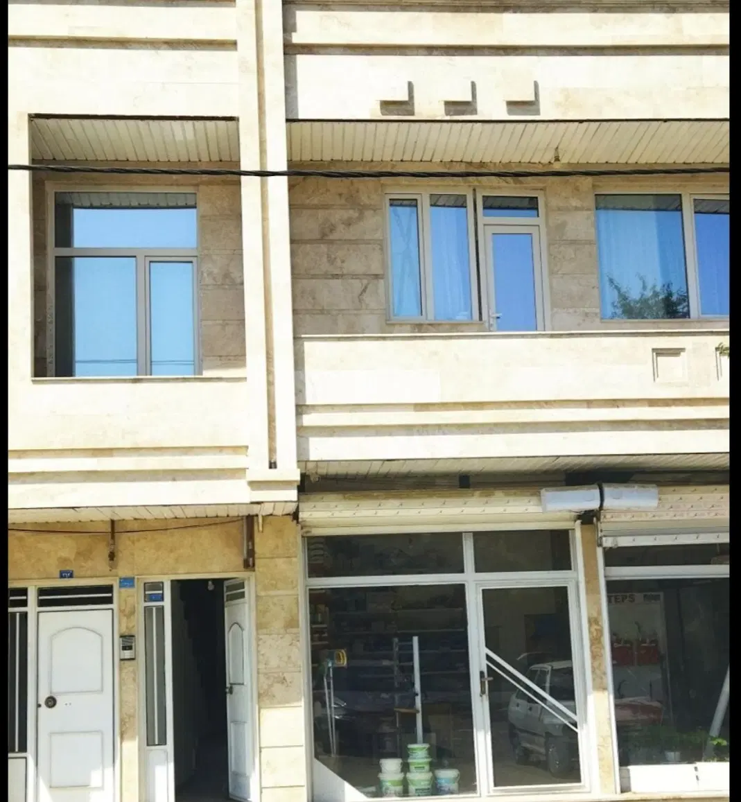 خونه سه طبقه مغازه دو دهانه در خیابان البرز