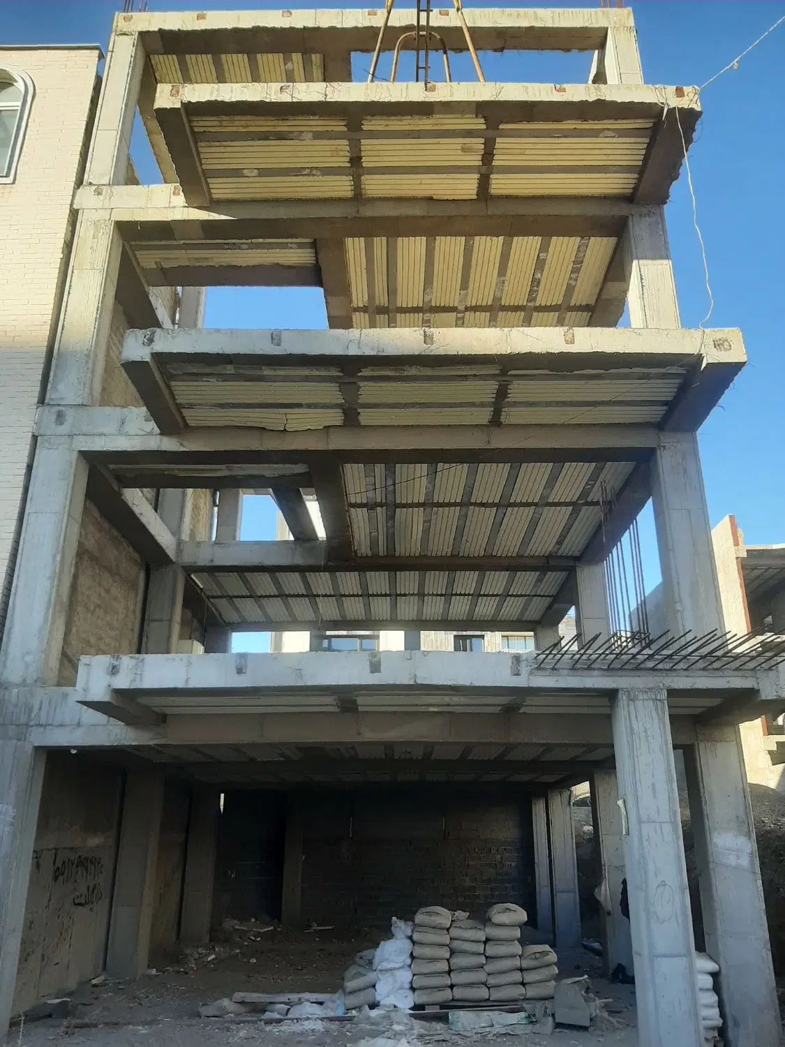 پردیس،فاز۴ مربع طلایی،۱۶۸متر زمین،۳۱۴متر اسکلت